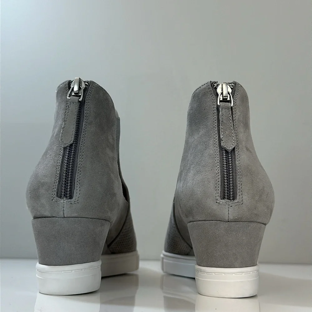Paolo Amanda Wedge Bootie Size 10